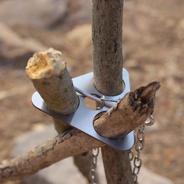 Stainless Steel Camping Tripod - Camping Cooking Multi Tool 评论和价格